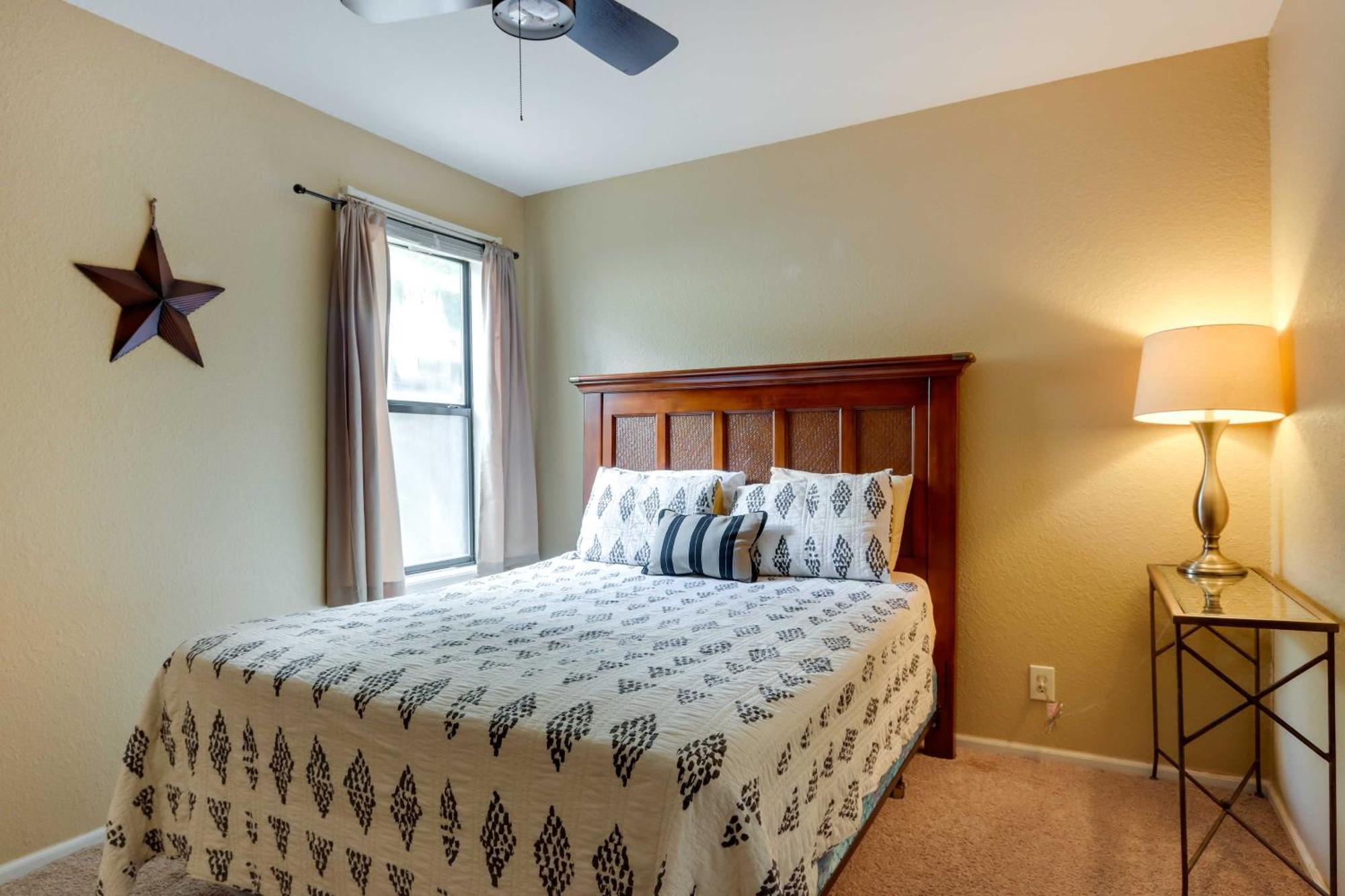 Lakefront Osage Beach Condo With Community Pool Exterior foto
