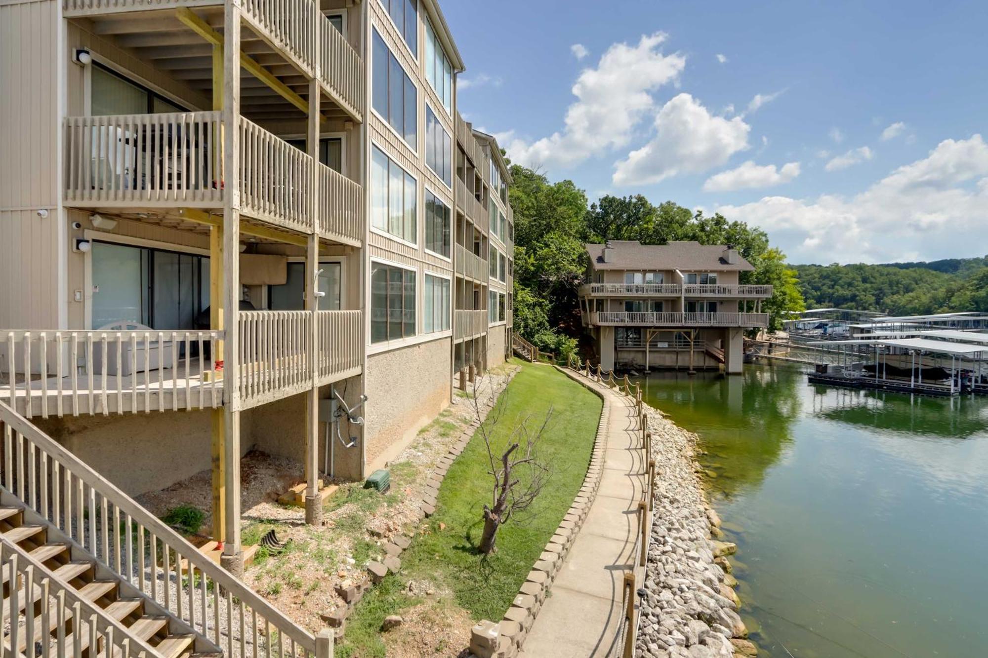 Lakefront Osage Beach Condo With Community Pool Exterior foto
